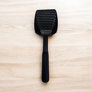 Pampered Chef Scoop and Drain #1622 Nylon Slotted Ladle Pasta Veggies